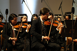 画像ギャラリー No.007のサムネイル画像 / 賢者様に贈られた,1日限りの音楽の魔法。「『魔法使いの約束』オーケストラコンサート -Musica Fragmenta-」昼公演レポート