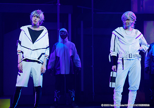 画像ギャラリー No.010のサムネイル画像 / “人見知りな『ヒーロー』”グレイが過去を超え，仲間と絆を深める物語。Action Stage「エリオスライジングヒーローズ」-THE EAST-レポート