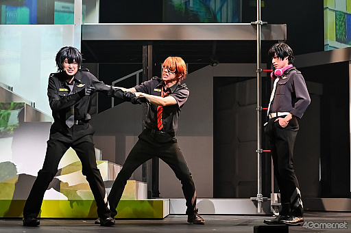 画像ギャラリー No.018のサムネイル画像 / “人見知りな『ヒーロー』”グレイが過去を超え，仲間と絆を深める物語。Action Stage「エリオスライジングヒーローズ」-THE EAST-レポート