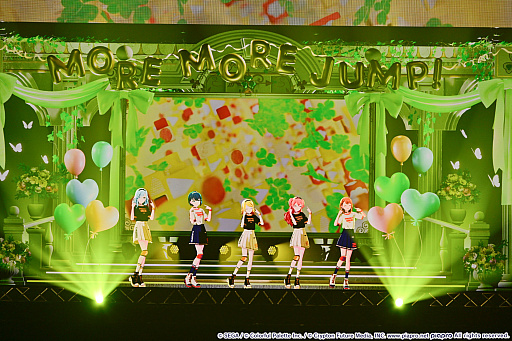 画像ギャラリー No.008のサムネイル画像 / 「プロジェクトセカイ」5周年を記念した3DCGライブをレポート。初音ミクや巡音ルカ，作中に登場する音楽ユニットのメンバーが等身大の姿で歌う！