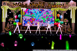 画像ギャラリー No.022のサムネイル画像 / 「プロジェクトセカイ」5周年を記念した3DCGライブをレポート。初音ミクや巡音ルカ，作中に登場する音楽ユニットのメンバーが等身大の姿で歌う！