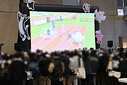 画像ギャラリー No.005のサムネイル画像 / 「ブルーアーカイブ」5周年記念イベントレポート。高さ約7mの巨大なゲブラが会場内に。ステージでは新情報の発表も