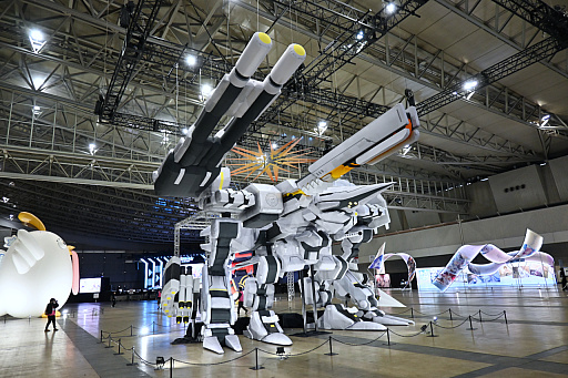 画像ギャラリー No.011のサムネイル画像 / 「ブルーアーカイブ」5周年記念イベントレポート。高さ約7mの巨大なゲブラが会場内に。ステージでは新情報の発表も