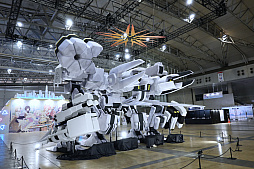 画像ギャラリー No.013のサムネイル画像 / 「ブルーアーカイブ」5周年記念イベントレポート。高さ約7mの巨大なゲブラが会場内に。ステージでは新情報の発表も