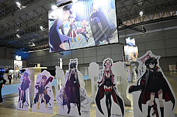 画像ギャラリー No.018のサムネイル画像 / 「ブルーアーカイブ」5周年記念イベントレポート。高さ約7mの巨大なゲブラが会場内に。ステージでは新情報の発表も