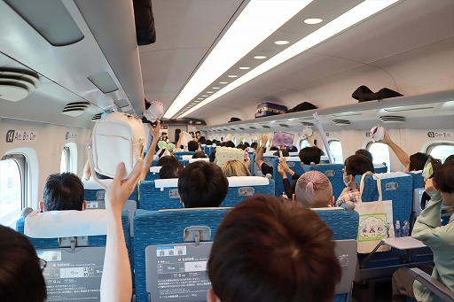画像ギャラリー No.013のサムネイル画像 / 「ブルアカ新幹線」に乗車してきた。「ブルーアーカイブ」声優陣のトークと共に楽しむ，東京〜名古屋の旅