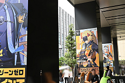 画像ギャラリー No.018のサムネイル画像 / 「ゼンレスゾーンゼロ」2周年記念オフラインイベントレポート。会場では公式コスプレイヤーの撮影会やコラボバイクの展示も