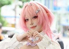 「ゼンレスゾーンゼロ」2周年記念オフラインイベントレポート。会場では公式コスプレイヤーの撮影会やコラボバイクの展示も