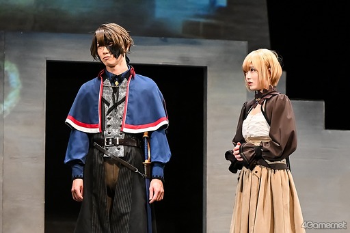 画像ギャラリー No.002のサムネイル画像 / 舞台「終遠のヴィルシュ」ゲネプロレポート。イヴとセレスの切ない恋物語をリコリス・ノワージュと炎で演出