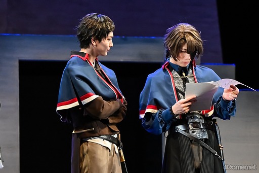 画像ギャラリー No.004のサムネイル画像 / 舞台「終遠のヴィルシュ」ゲネプロレポート。イヴとセレスの切ない恋物語をリコリス・ノワージュと炎で演出