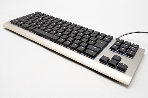 画像ギャラリー No.002のサムネイル画像 / 日本のモノづくりの意地を感じる純国産ラピトリ対応キーボード「ZENAIM KEYBOARD 2 TKL JIS」は,一言で言って「気に入った」