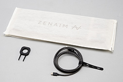 画像ギャラリー No.004のサムネイル画像 / 日本のモノづくりの意地を感じる純国産ラピトリ対応キーボード「ZENAIM KEYBOARD 2 TKL JIS」は,一言で言って「気に入った」