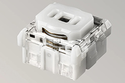 画像ギャラリー No.018のサムネイル画像 / 日本のモノづくりの意地を感じる純国産ラピトリ対応キーボード「ZENAIM KEYBOARD 2 TKL JIS」は,一言で言って「気に入った」