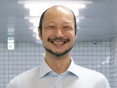 小説「8番出口」の刊行と映画公開を記念した書店フェアとプレゼントキャンペーン,本日開始。特典としてステッカーやしおりがもらえる