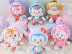 「SONIC & FRIENDS」がサンリオキャラクターズとコラボ。セガストア トウキョーで先行販売を開始。公式サイトもオープン