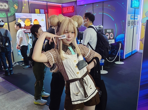 画像ギャラリー No.002のサムネイル画像 / 「VRChat」が最近，日本の展開に積極的なのはなぜ？　ピクシブとの提携でどうなる？　日本公式の“中の人”とピクシブにインタビュー［TGS2026］