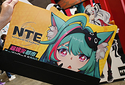 画像ギャラリー No.010のサムネイル画像 / 「ニコニコ超会議2026」に「NTE: Neverness to Everness」のブースが出展。ステージでは作中の機能を使ったレース大会や公式コスプレイヤーの撮影会も