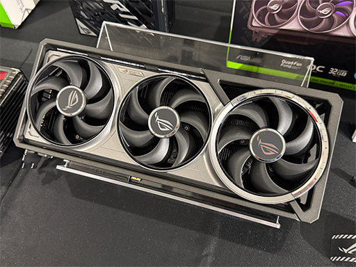  No.017Υͥ / GeForce RTX 5090ܥɤʤɡASUSǿPCѡĤոǰŸ21ˤϰ̸٥Ȥ򳫺