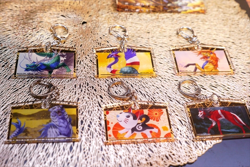 画像ギャラリー No.019のサムネイル画像 / 「神魔狩りのツクヨミ1st POPUP STORE」レポート。初のポップアップストアが渋谷でスタート。金子一馬氏のサイン会は11月16日にも開催予定