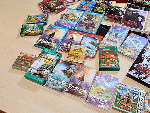 画像ギャラリー No.008のサムネイル画像 / リンクとゼルダの物語は,1枚の黄色いディスクから始まった。初代「ゼルダの伝説」と歴代シリーズのパッケージで祝う40周年