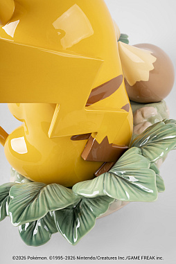 画像ギャラリー No.010のサムネイル画像 / ピカチュウ＆イーブイの100万円のオブジェが登場。288体限定制作となる精緻な作品
