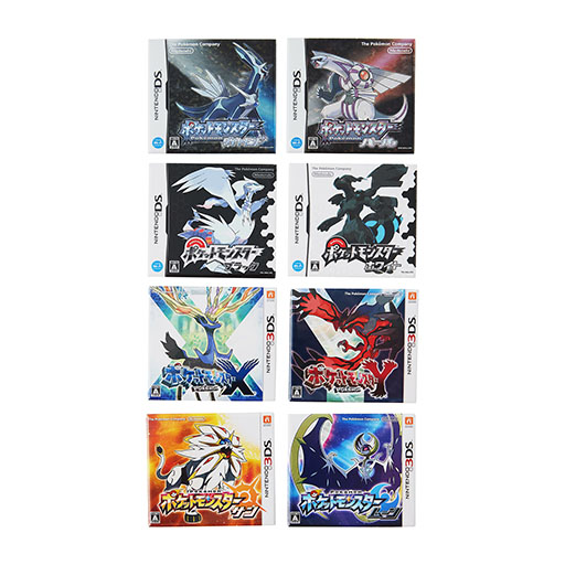 画像ギャラリー No.011のサムネイル画像 / 「ポケットモンスター」シリーズの歴代ゲームソフトのパッケージがデザインされたグッズが登場。Tシャツやピンズなどを6月18日にリリース