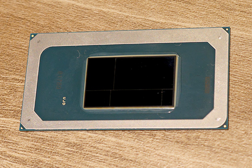 画像ギャラリー No.004のサムネイル画像 / Intelの新CPU「Core Ultra Series 3」の「Xe3 GPU」は,なぜ理論性能値を覆すほど高性能なのか? 実機でもRadeon 890Mを上回る