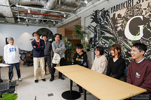 画像ギャラリー No.003のサムネイル画像 / 須田剛一“出奔”につき欠席裁判!!　アドリブか，ムチャぶりか。「ROMEO IS A DEAD MAN」制作の裏側に迫るベテラン＆若手との4人タッグマッチ2連戦