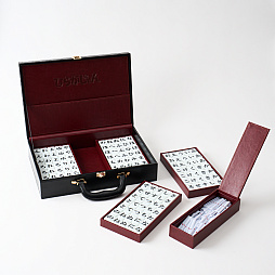 画像ギャラリー No.005のサムネイル画像 / 「ひらがな麻雀 ひらがじゃん」,全自動麻雀卓に対応する「プロ版」クラウドファンディングの支援総額が2300万円を突破