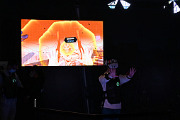 画像ギャラリー No.008のサムネイル画像 / ［プレイレポ］NERV士官候補生となって「新世紀エヴァンゲリオン」の世界を体験。VRとMRを融合させたXRゲーム「EVANGELION: Δ CROSS REFLECTIONS」