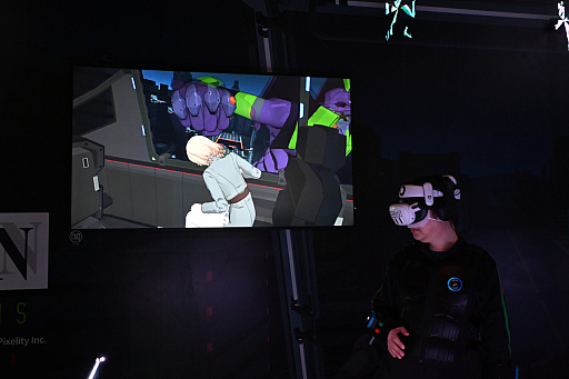 画像ギャラリー No.012のサムネイル画像 / ［プレイレポ］NERV士官候補生となって「新世紀エヴァンゲリオン」の世界を体験。VRとMRを融合させたXRゲーム「EVANGELION: Δ CROSS REFLECTIONS」