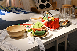 画像ギャラリー No.013のサムネイル画像 / 「ぽこ あ ポケモン」とイケアがコラボ。ピカチュウとカビゴンをイメージした空間を，ゲーム内でも店舗でも楽しめる