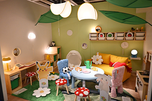 画像ギャラリー No.014のサムネイル画像 / 「ぽこ あ ポケモン」とイケアがコラボ。ピカチュウとカビゴンをイメージした空間を，ゲーム内でも店舗でも楽しめる