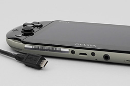 PS VitaPCH-2000ʬݡȡȥ̲˸Ϥפ