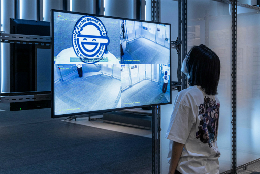 画像ギャラリー No.021のサムネイル画像 / 「攻殻機動隊展 Ghost and the Shell」内覧会レポート。アニメ全作品を横断的に網羅した見ごたえのある展覧会を,ARタチコマの解説付きで楽しめる