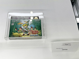 画像ギャラリー No.001のサムネイル画像 / 予想落札額およそ117万――東京コミコン2025で見た,未開封ゲームの世界が思った以上に興味深かった