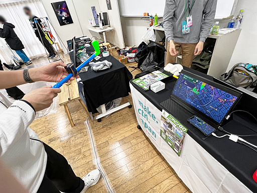 画像ギャラリー No.028のサムネイル画像 / 「TOKYO INDIE GAMES SUMMIT 2026」出展作品レポート(変わったコントローラ編)。ピザを焼き,ポップコーンを頂戴し,ビールで流し込んだ末,レジェンドクリエイターと遊んだ