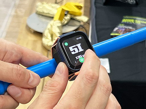 画像ギャラリー No.029のサムネイル画像 / 「TOKYO INDIE GAMES SUMMIT 2026」出展作品レポート(変わったコントローラ編)。ピザを焼き,ポップコーンを頂戴し,ビールで流し込んだ末,レジェンドクリエイターと遊んだ