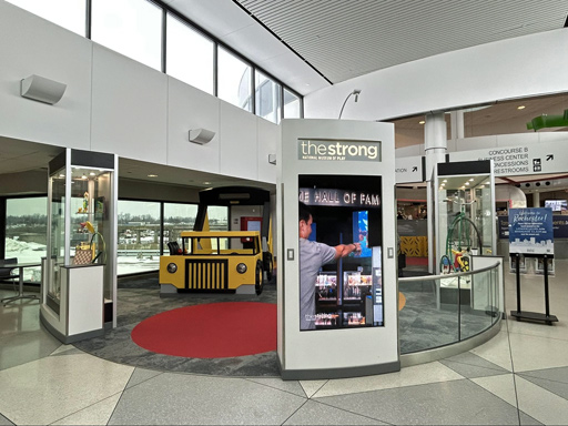 画像ギャラリー No.006のサムネイル画像 / ストロング遊戯博物館で，常設展示「日本のインディーゲーム」がスタート。古今東西のあらゆる"遊び"を保存するその圧倒的なアーカイブ手法と展示哲学とは？