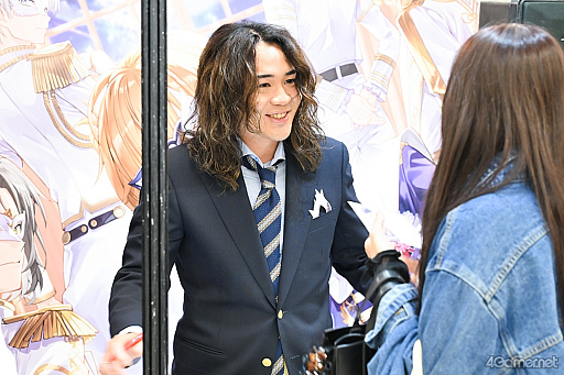 画像ギャラリー No.007のサムネイル画像 / 岩中睦樹さん,堂島颯人さん,豊島聖人さんが“はなまる”をお届け! 「補講男子」“はなまるお渡し会”レポート&キャストインタビュー