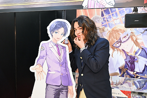 画像ギャラリー No.013のサムネイル画像 / 岩中睦樹さん,堂島颯人さん,豊島聖人さんが“はなまる”をお届け! 「補講男子」“はなまるお渡し会”レポート&キャストインタビュー