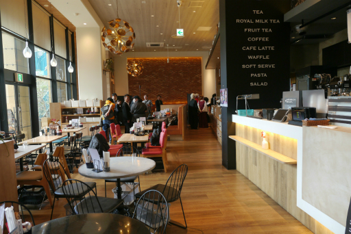 画像ギャラリー No.005のサムネイル画像 / モスプレミアムの店舗で謎解きゲームを楽しめる。イベント「モスプレミアムシアター 〜トラベリン家の言い伝え〜」先行体験レポート