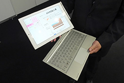 ǡ12Ƿ569g2-in-1 PCdynaPad N72פȯɽSurface Pro 4Υ饤ХȤʤ뤫