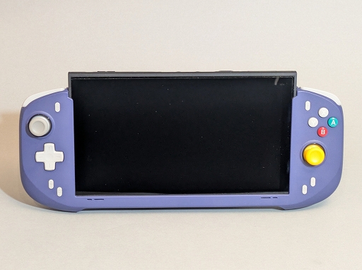 画像ギャラリー No.002のサムネイル画像 / Switch2用合体型ゲームパッド「abxylute N6」をレビュー。ゲームキューブをイメージしたデザインにマクロや連射機能を搭載