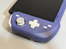 画像ギャラリー No.004のサムネイル画像 / Switch2用合体型ゲームパッド「abxylute N6」をレビュー。ゲームキューブをイメージしたデザインにマクロや連射機能を搭載