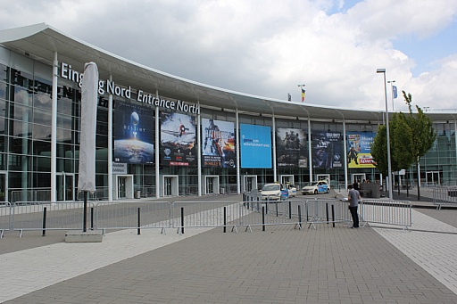 gamescomϥ衼åѺΥ।٥ȡgamescom 2013פ2013ǯ821˳šPlayStation 4/Xbox OneΥץ쥤֥Ÿ䡤緿ȥκǿܤޤ