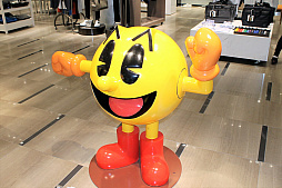  No.016Υͥ / »ۤǳΥѥåޥ37ǯ٥ȡPAC-MAN meets Ginza Mitsukoshiפ˹ԤäƤߤ䥰å