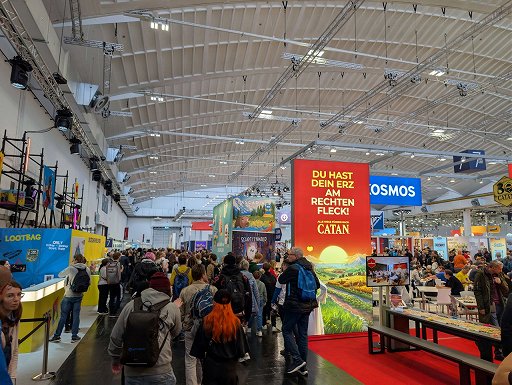 画像ギャラリー No.001のサムネイル画像 / 大幅にボリュームアップしたSPIEL'25。ドイツゲーム賞銅賞は林 尚志氏「ボムバスターズ」が受賞