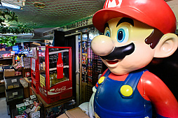 画像ギャラリー No.064のサムネイル画像 / スーパーポテト10時間「秋葉原 都会に眠る思い出に」by 4Gamer